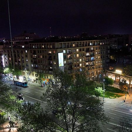 Metropole Apartments Royal Ateneum Bukares Bagian luar foto